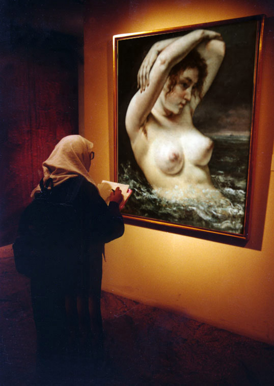 538x758, 80 Kb / бабка, картина, платок, пишет