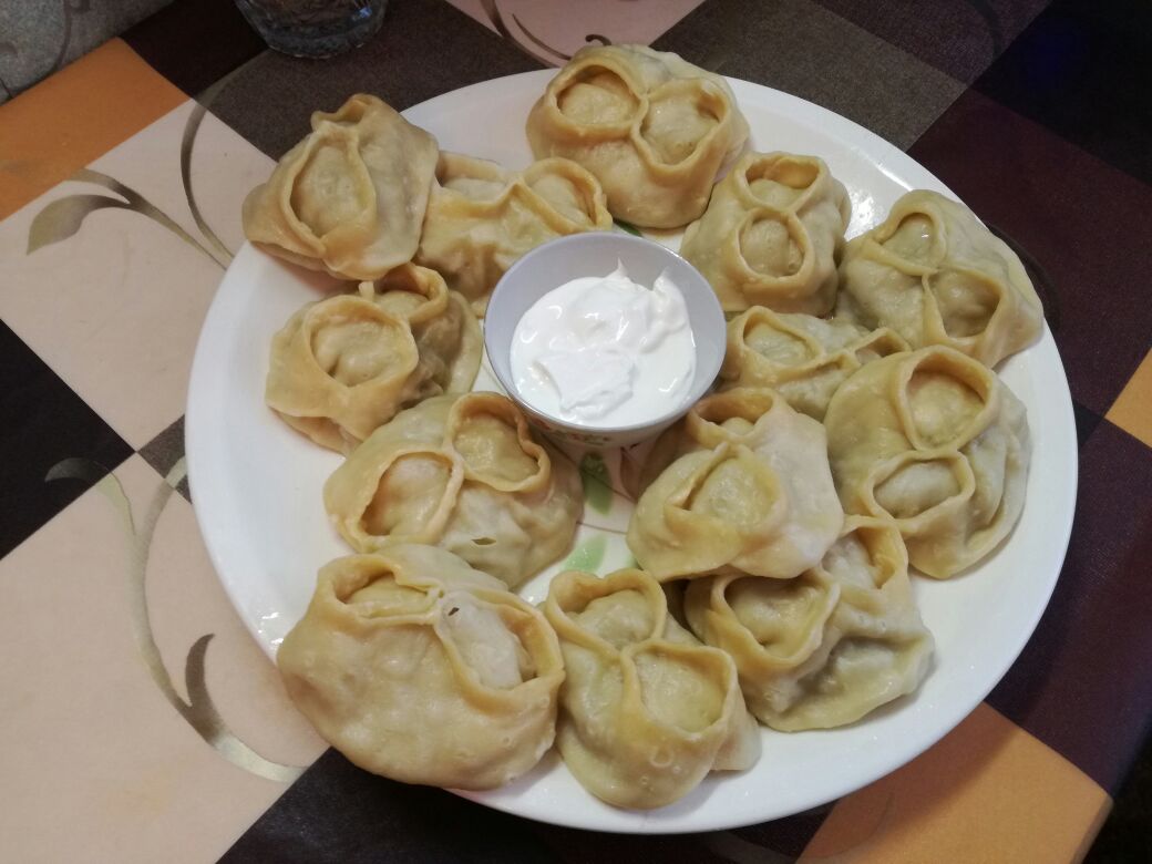 1040x780, 89 Kb / манты, ляган, сметана