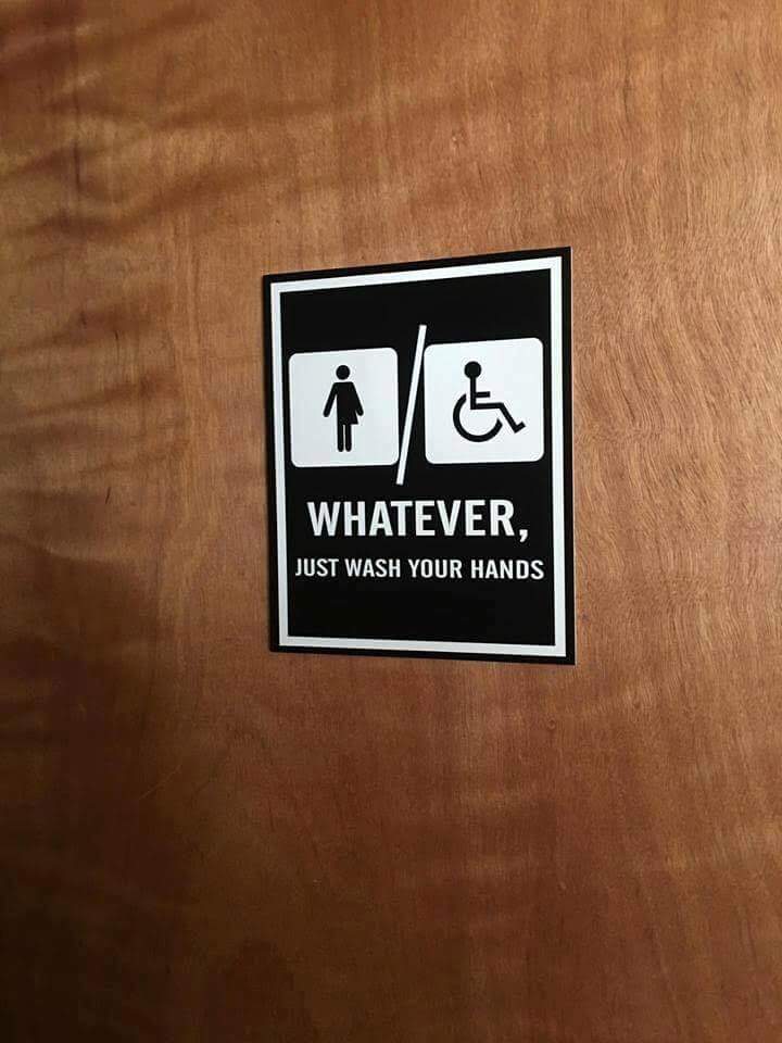 720x960, 58 Kb / туалет, дверь, табличка