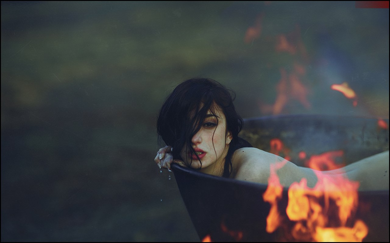 1280x800, 82 Kb / ведьма, котел, огонь, брюнетка, инга масина