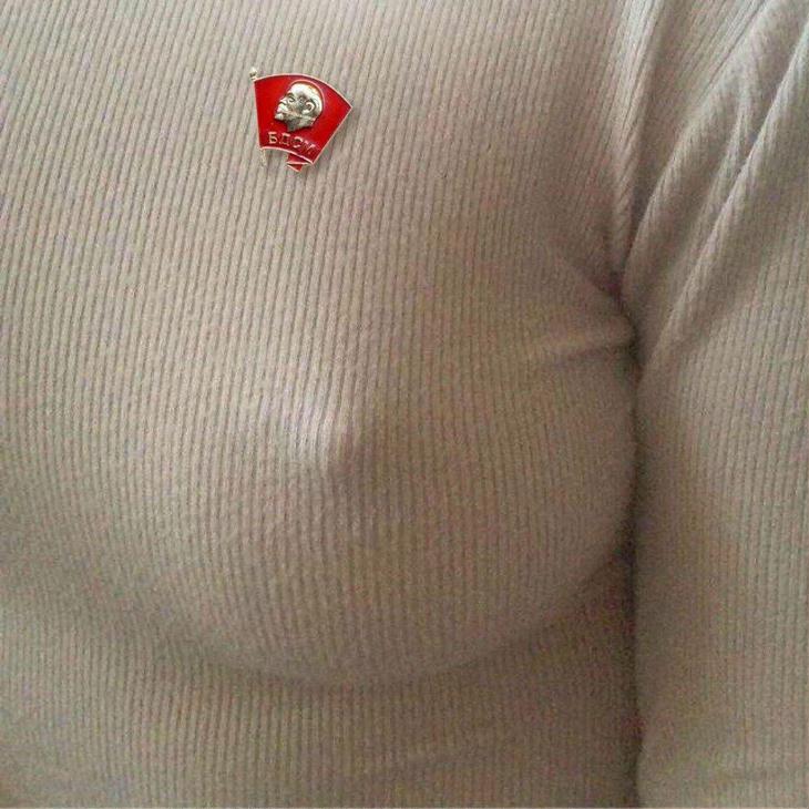 730x730, 81 Kb / свитер, значок, сосок, бдсм, комсомол