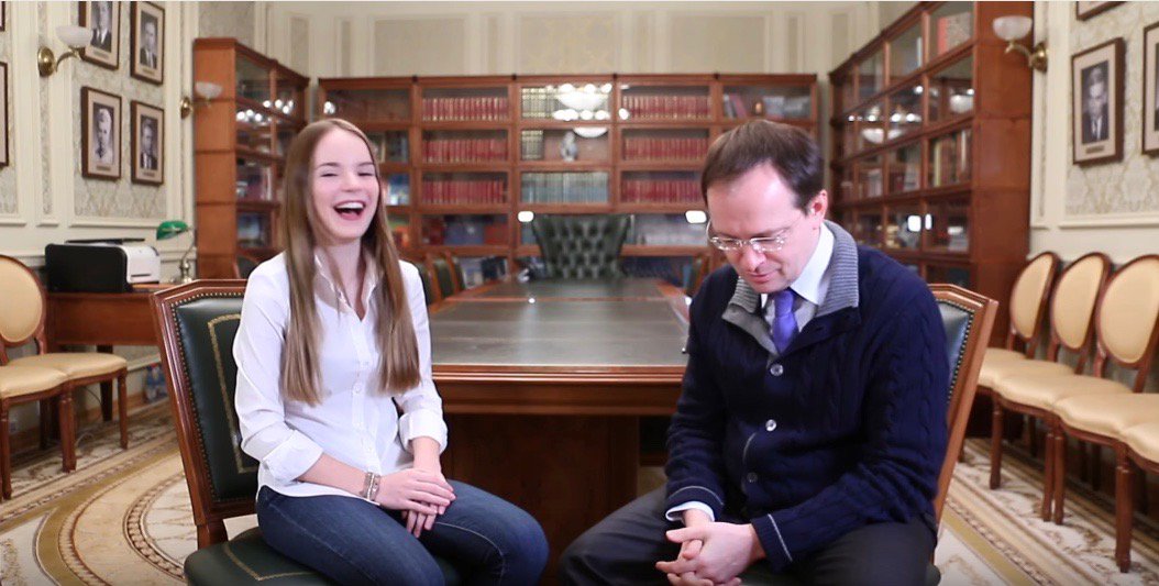 1054x533, 107 Kb / мединский, спилберг, культура