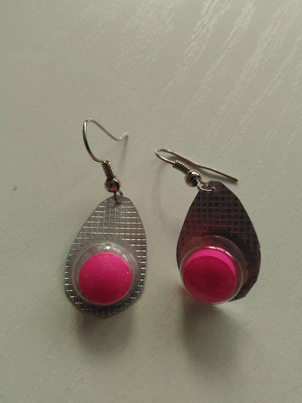 600x800, 63 Kb / сережки, таблетки