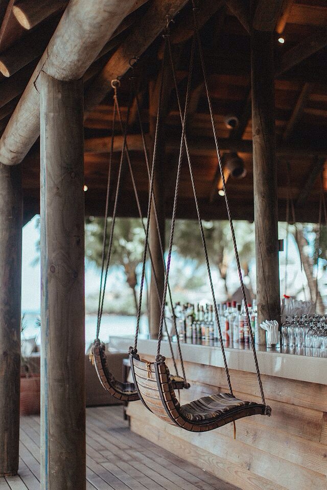 640x960, 225 Kb / бар, качели, стойка