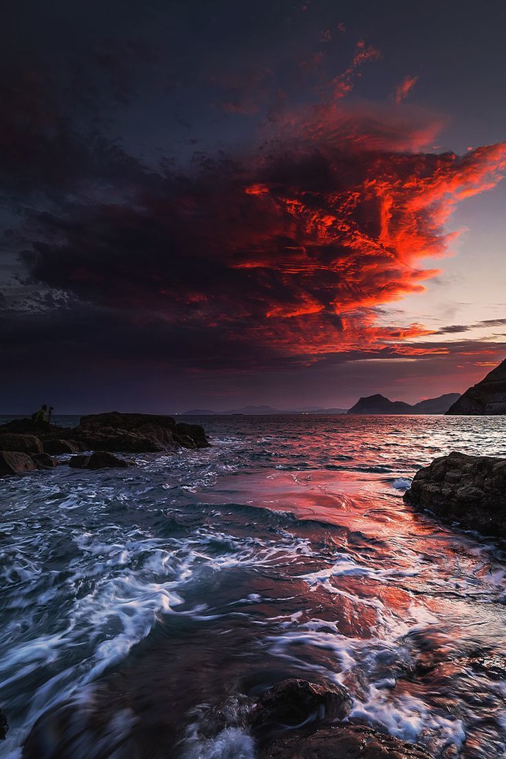 736x1104, 141 Kb / туча, море