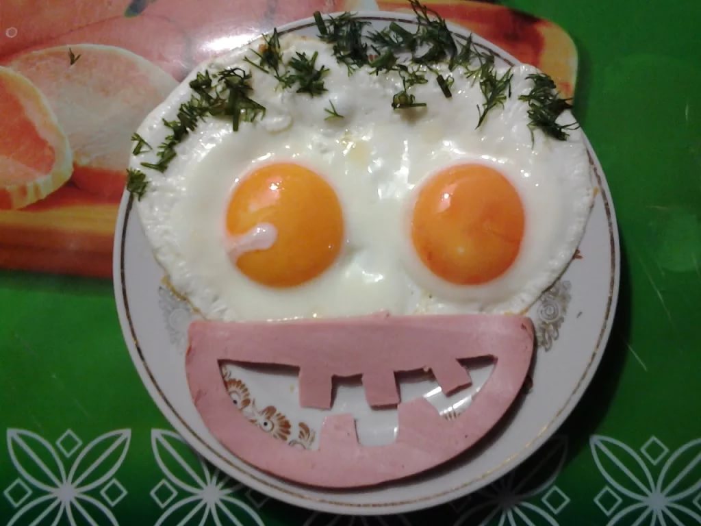 1024x768, 82 Kb / яичница, лицо