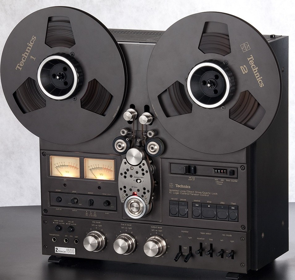 954x906, 203 Kb / магнитофон, бобина, плёнка