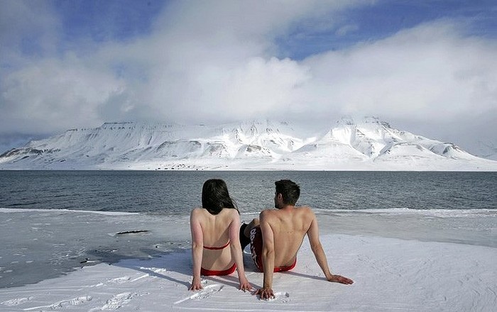 700x440, 73 Kb / пляж, снег