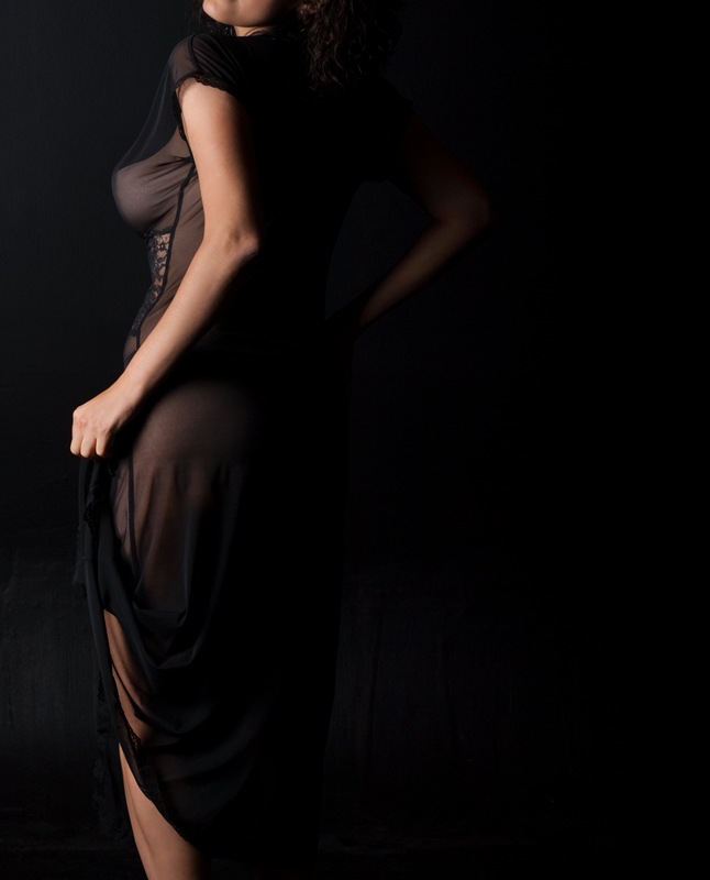 646x800, 134 Kb / платье, кудри, мулатка, брюнетка, metindemiralay