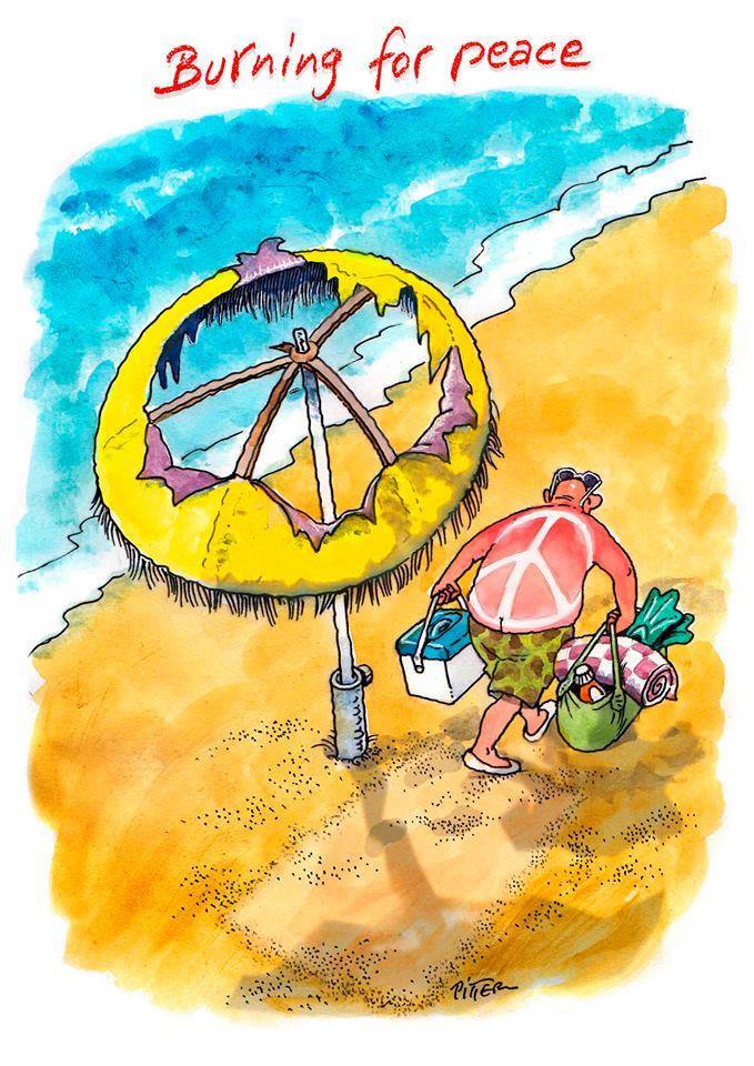 679x960, 113 Kb / пляж, песок, зонт, пацифик, Klaus Pitter