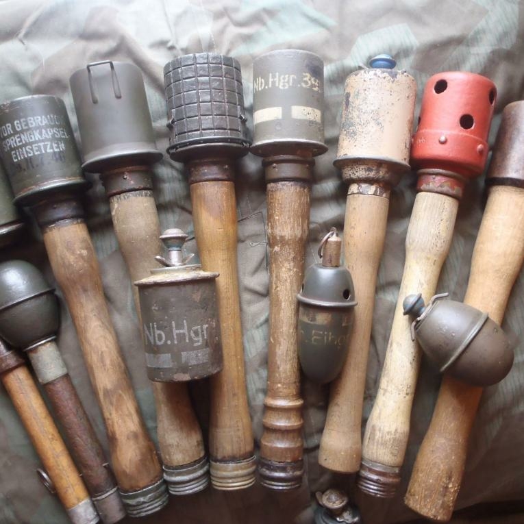 765x765, 205 Kb / Бомбочки, гранаты