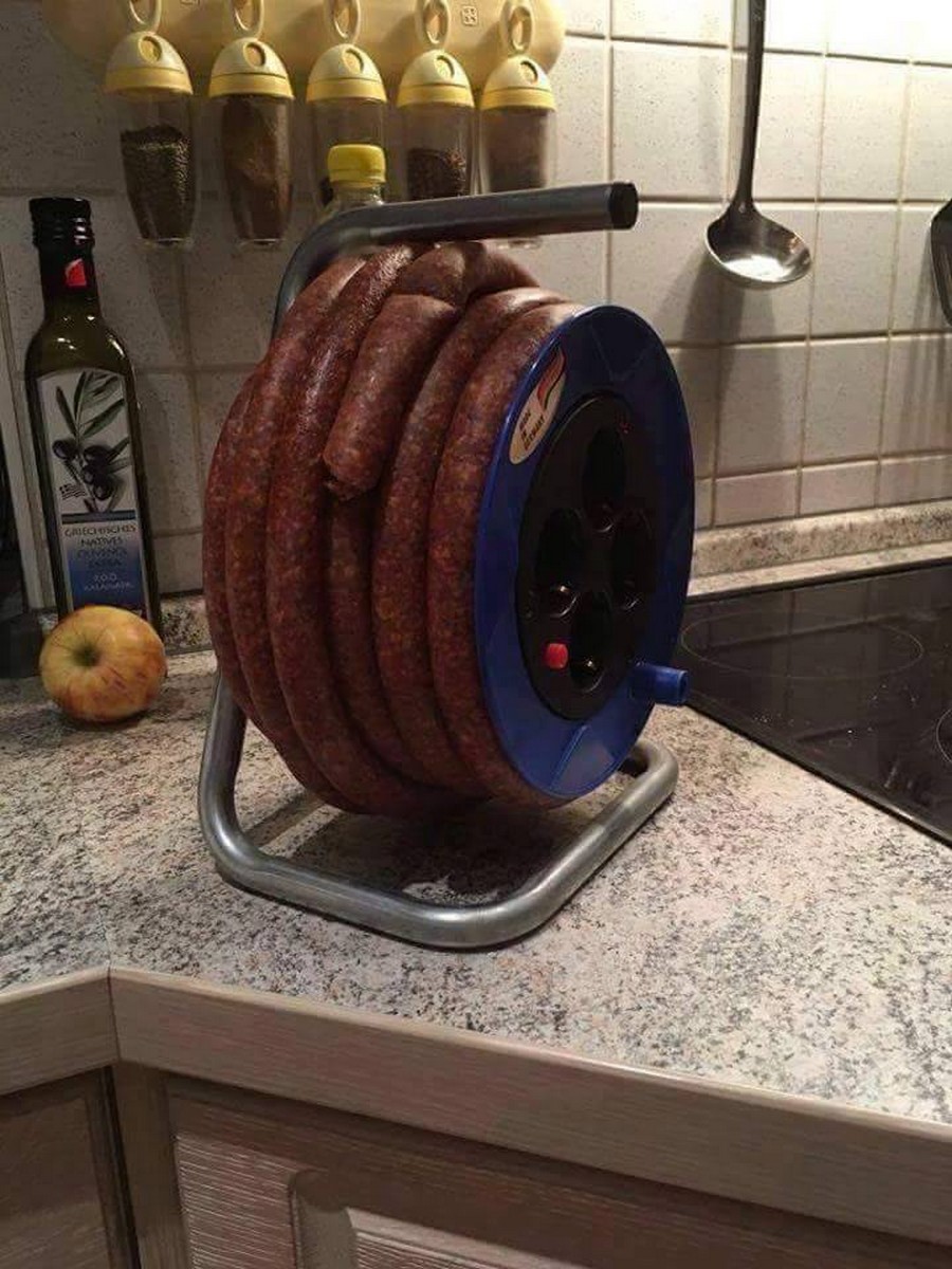 900x1200, 227 Kb / колбаса, переноска