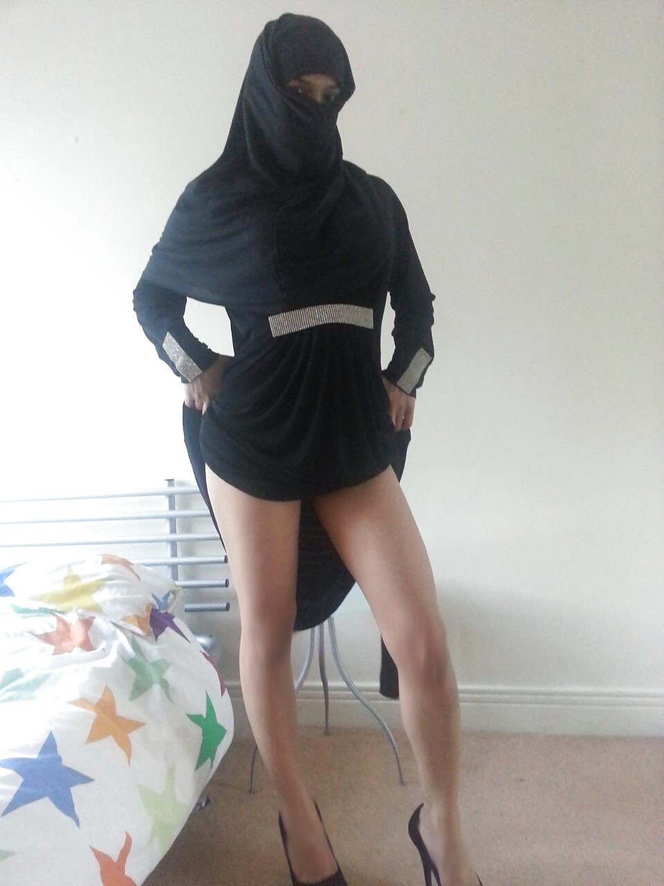 960x1280, 122 Kb / ноги, паранджа