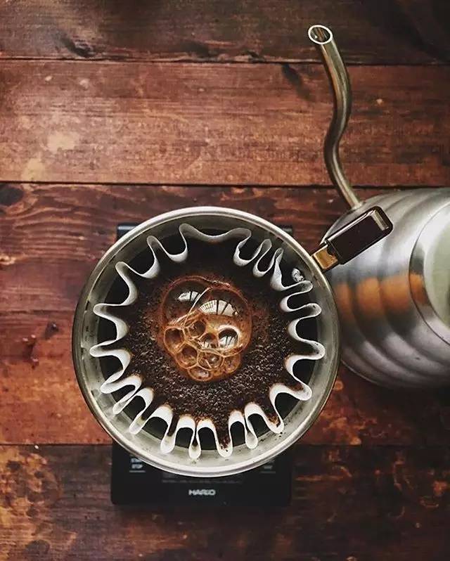 640x798, 71 Kb / доски, кофе, фильтр, пузырьки, череп