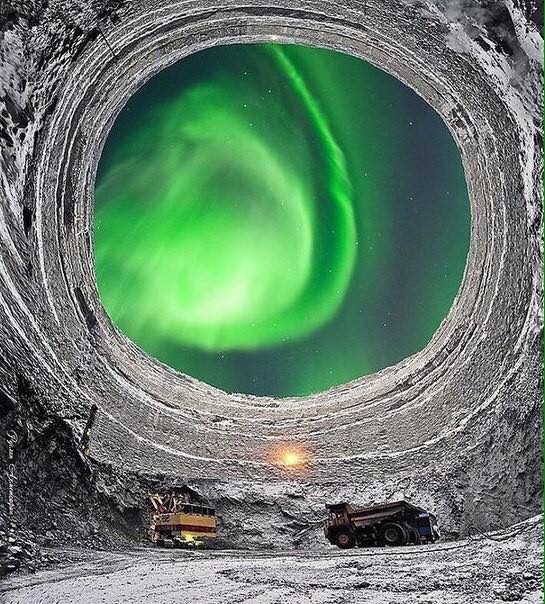 545x604, 100 Kb / карьер, небо, северное, сияние