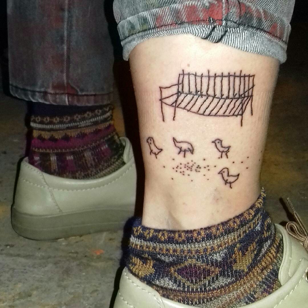 1080x1080, 179 Kb / тату, скамейка, голуби