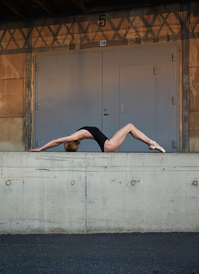 670x923, 91 Kb / балерина, пуанты, прогиб, чёрное, 38