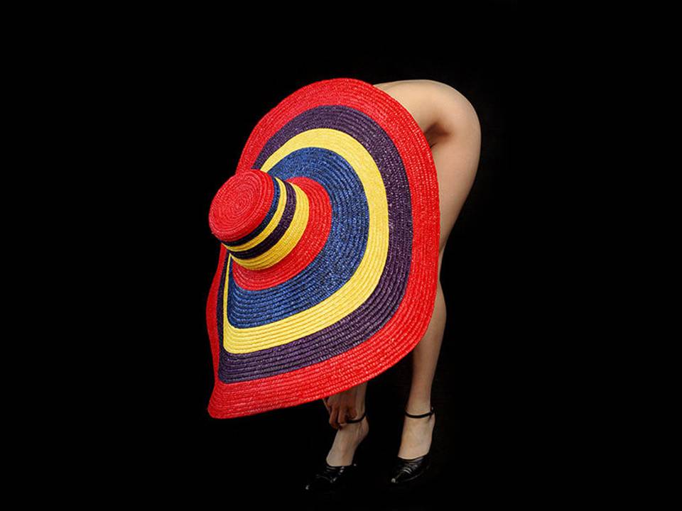 960x720, 49 Kb / голая, шляпа