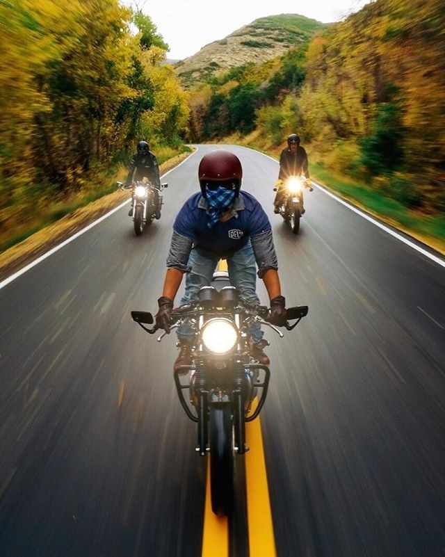 640x801, 119 Kb / мотоциклы, очки, дорога