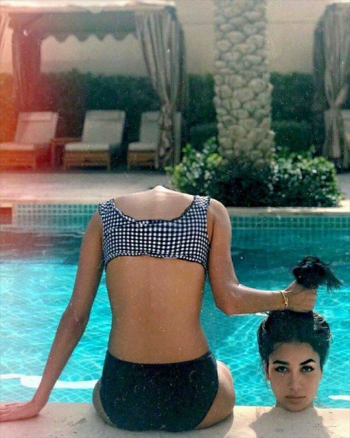 700x875, 115 Kb / голова, без головы, бассейн