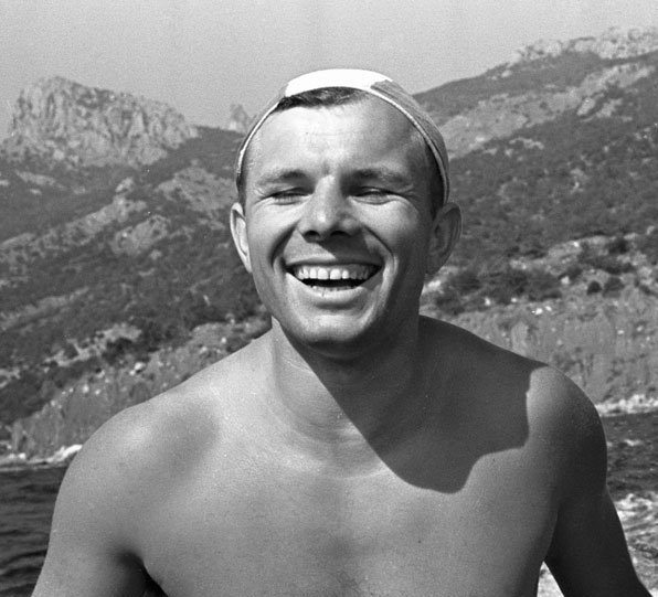 596x541, 61 Kb / гагарин, крым, ссср, ретро, политота, ч/б