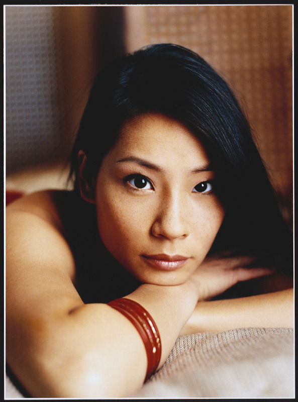 593x800, 122 Kb / Люси Лью