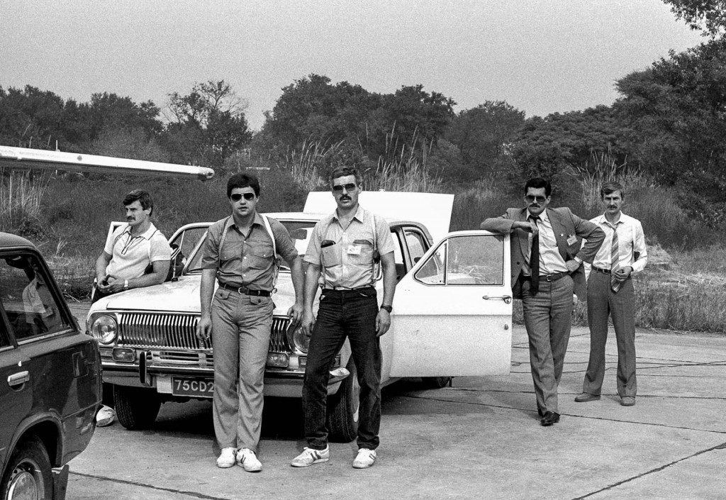 1024x705, 246 Kb / авто, Волга, ч/б, кгб