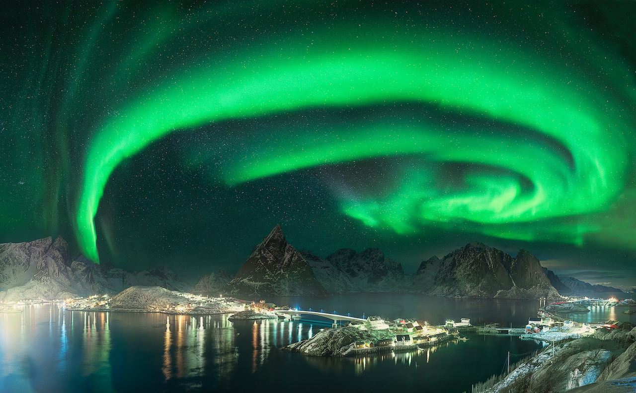 1280x792, 380 Kb / горы, северное сияние, воды