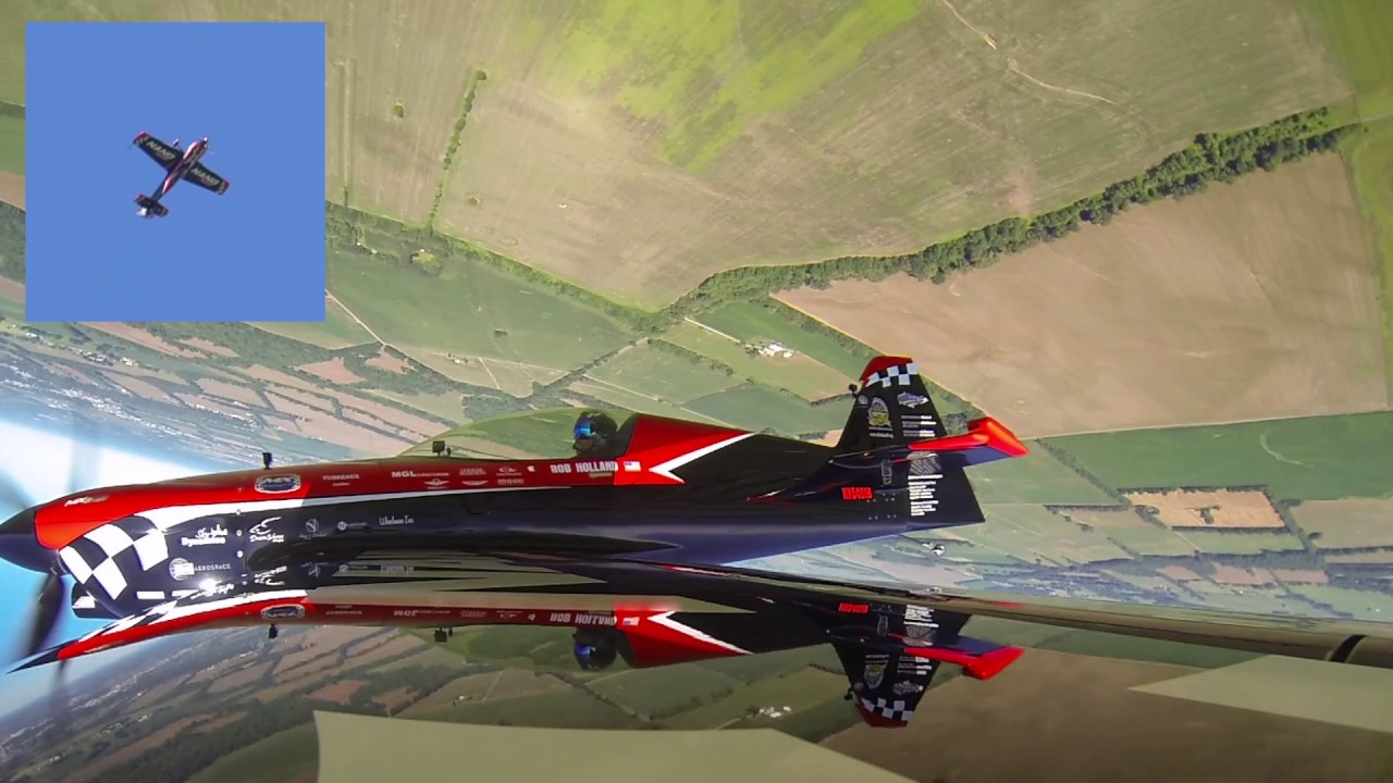 1280x720, 158 Kb / поля, самолёт, крыло, пилот