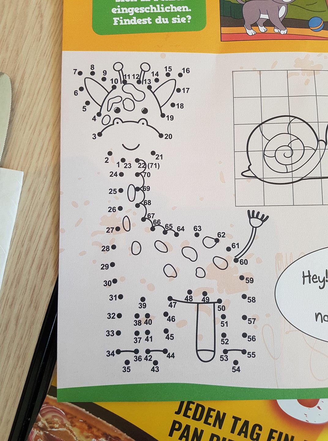 1072x1440, 255 Kb / жираф, разукрашка, нога, показалось