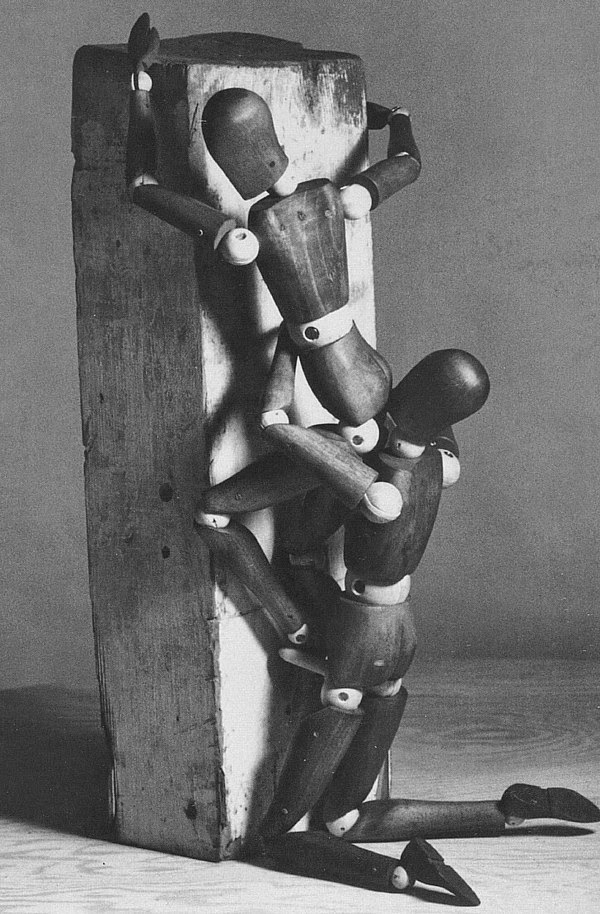 600x914, 135 Kb / шарнирные куклы, секс, ч/б