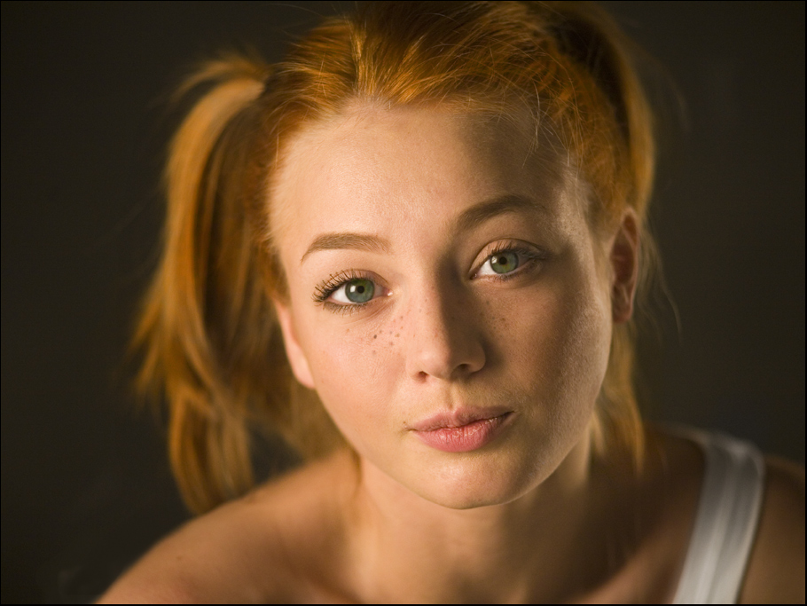 910x683, 275 Kb / рыжая