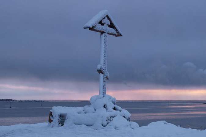 674x449, 15 Kb / крест