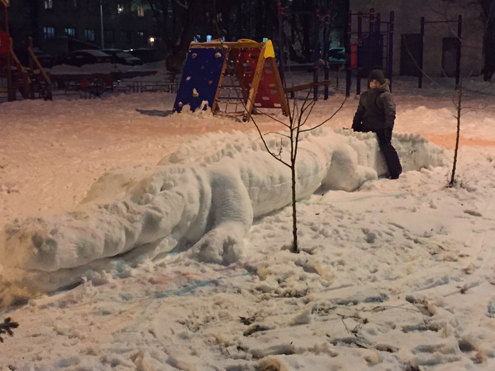 1000x750, 112 Kb / Снег, крокодил, аллигатор, снеговик