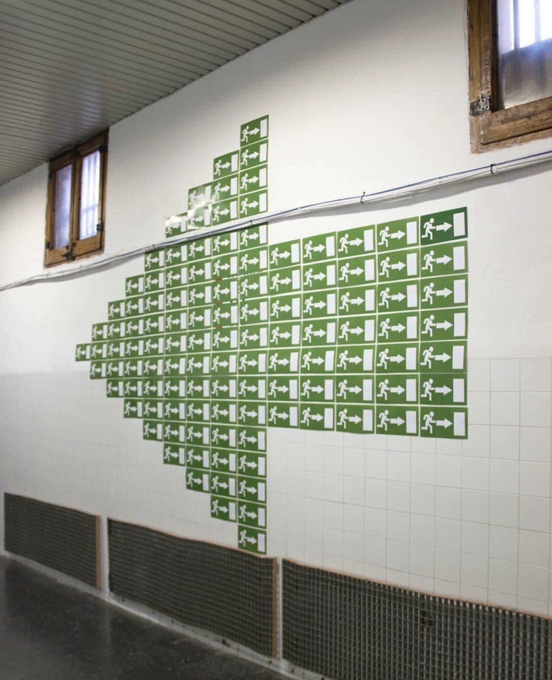 1125x1386, 180 Kb / стрелка, выход