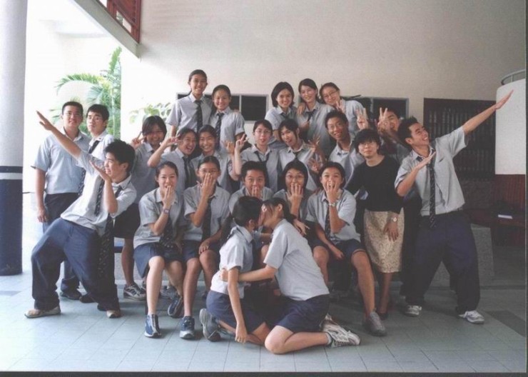 740x528, 82 Kb / школа, поцелуй, группа