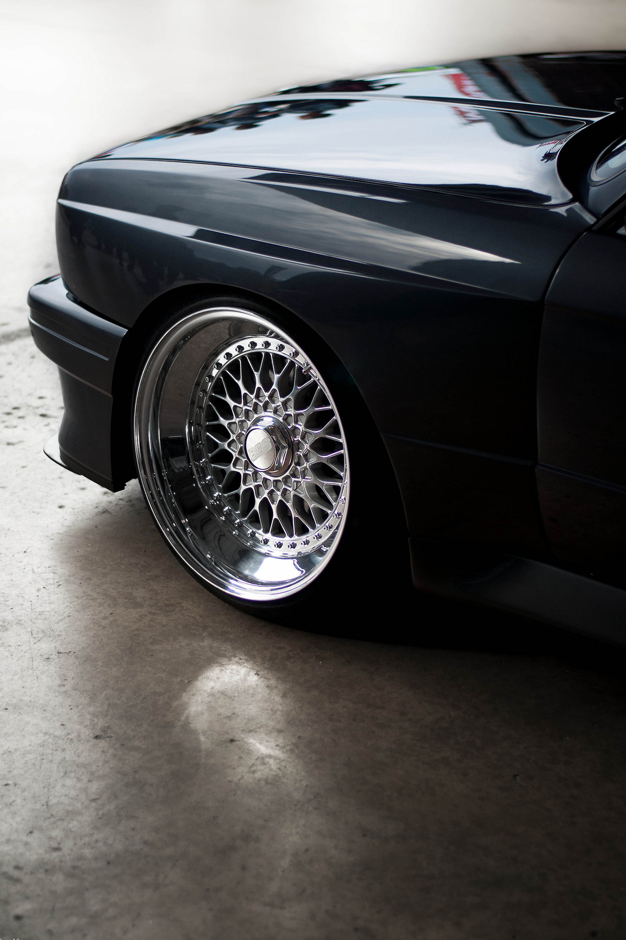 1280x1920, 488 Kb / автомобиль, колесо, диск, шина