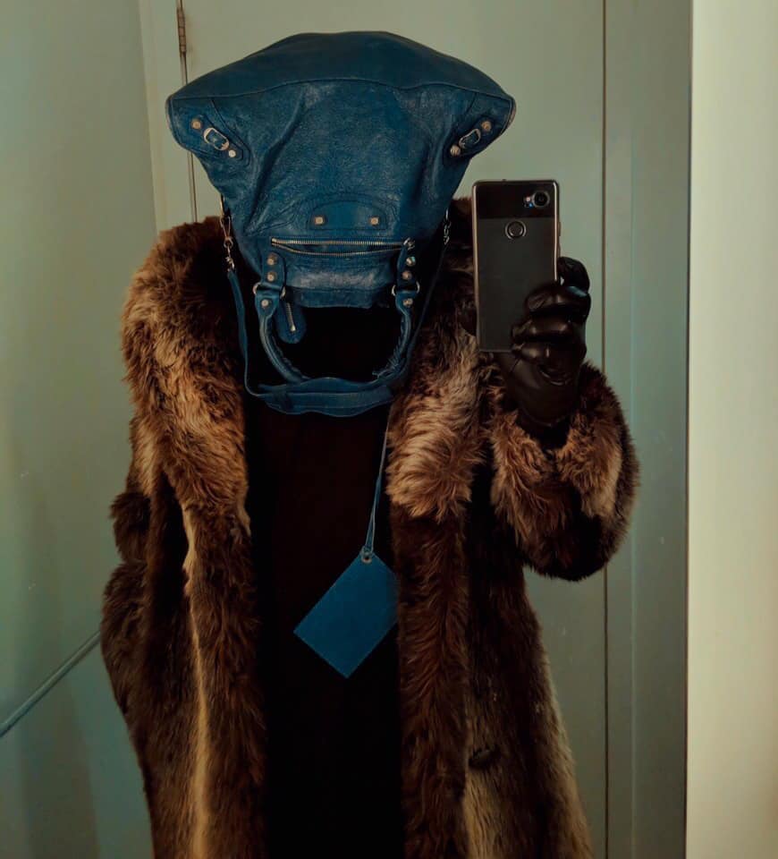 870x960, 53 Kb / Сумка, селфи, ящер, шуба