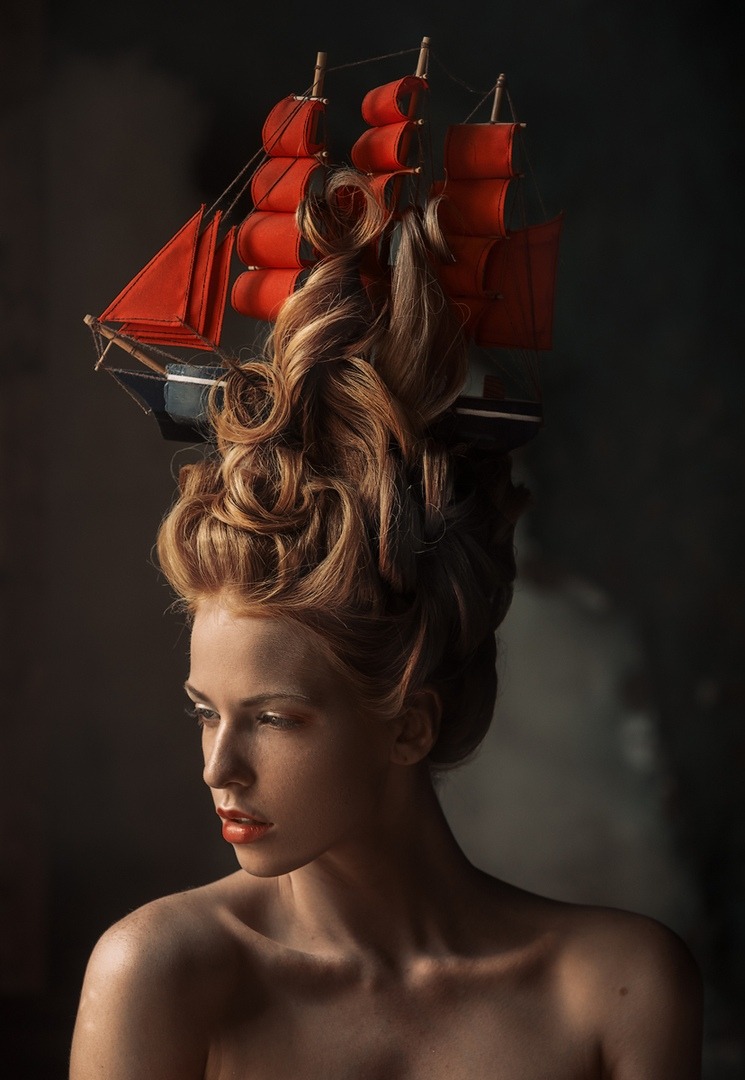 745x1080, 135 Kb / рыжая, парусник, волосы, прическа, алые паруса