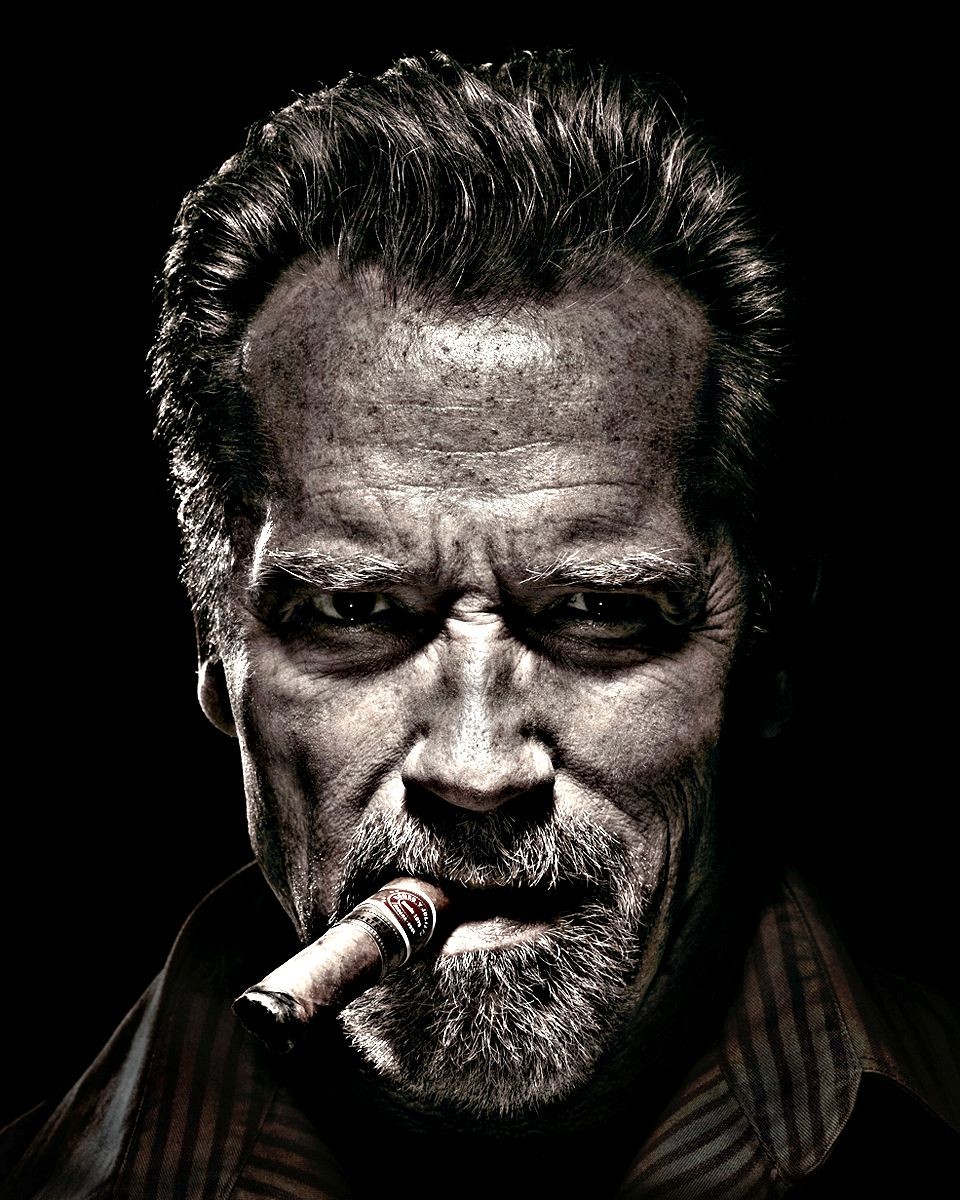 960x1200, 269 Kb / сигара, ч/б, Арнольд Шварценеггер