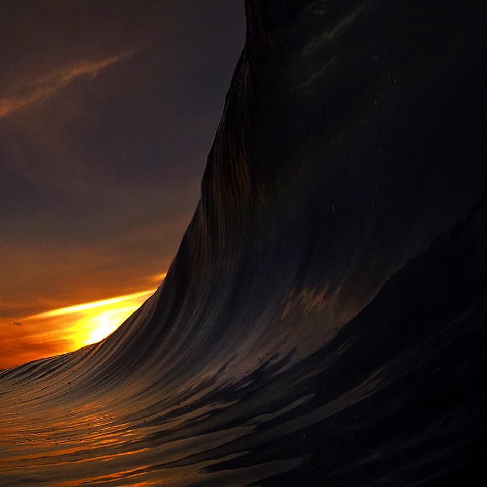 960x960, 62 Kb / волна, закат