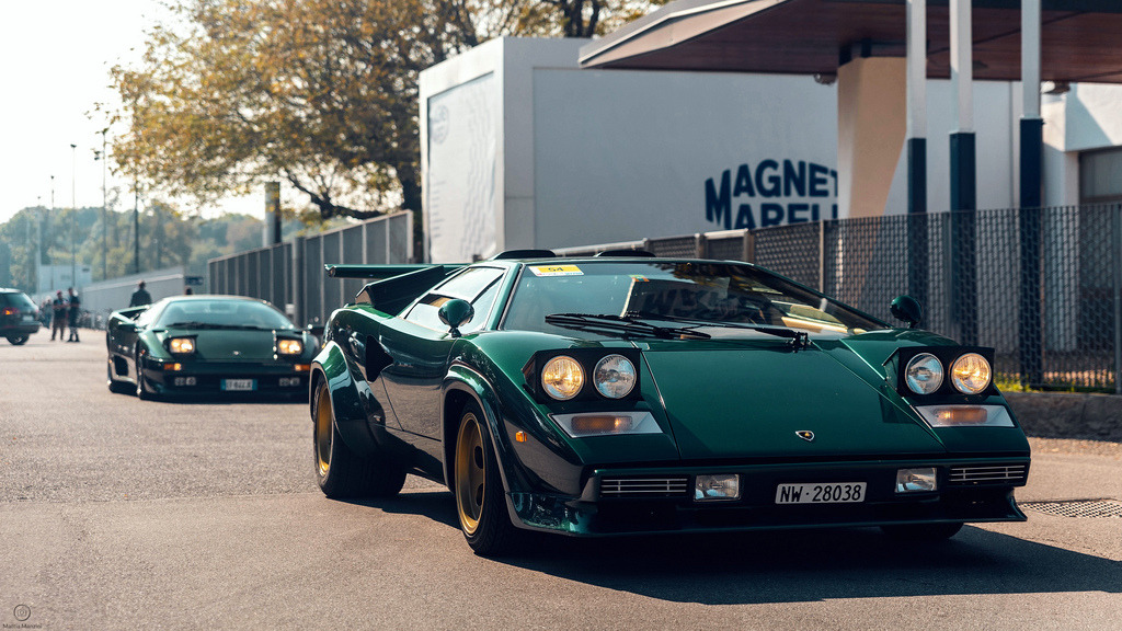 1024x576, 253 Kb / lamborghini countach, автомобиль, спорткар, ламборгини, забор, огражление