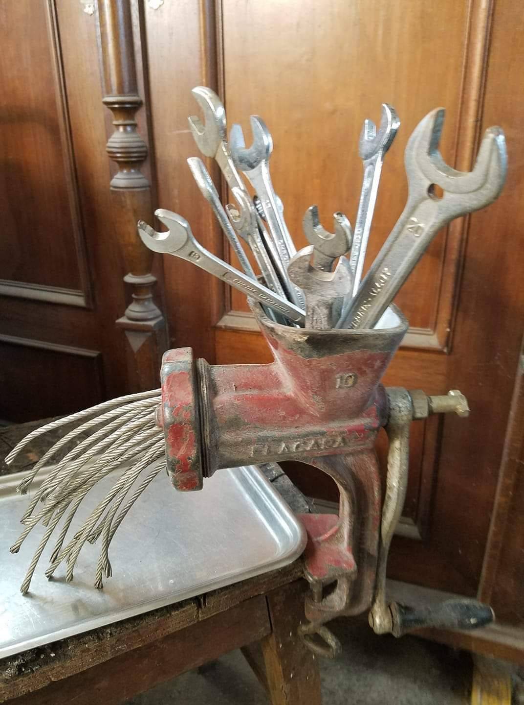 1072x1440, 150 Kb / мясорубка, трос, гаечный ключ