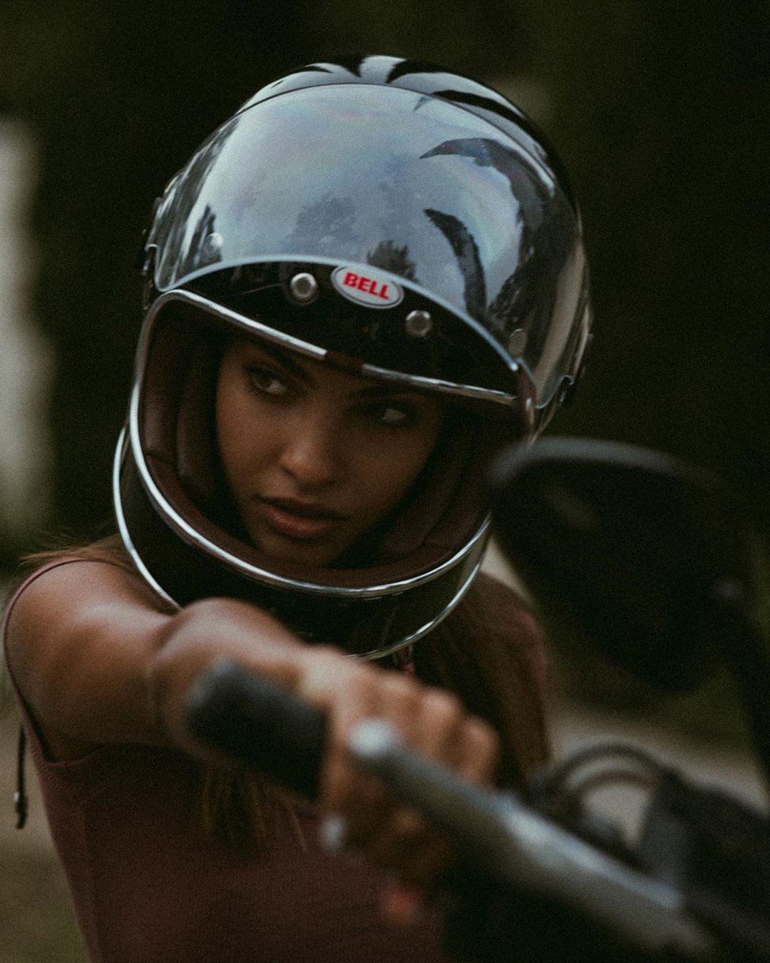 1080x1350, 178 Kb / шлем, мотоцикл, взгляд