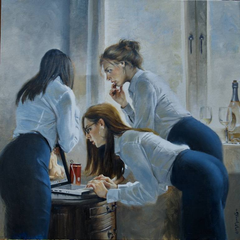 770x770, 61 Kb / офис, бутылка, вино, бокалы, девушки, униформа, ноутбук, кола