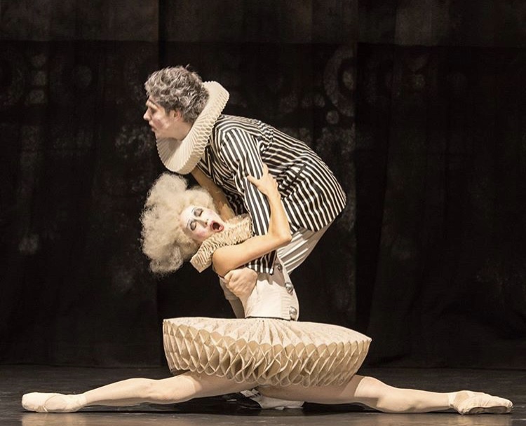 750x608, 127 Kb / балет, сцена, пачка, пуанты, щелкунчик