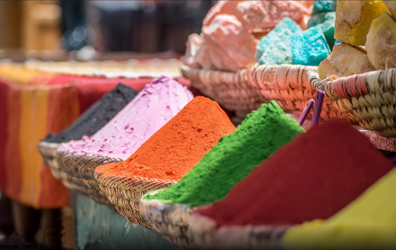 1381x873, 238 Kb / цвета, специи, буйство красок