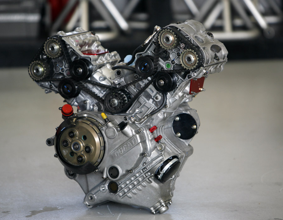 900x700, 144 Kb / двс, двигатель, миниатюрный