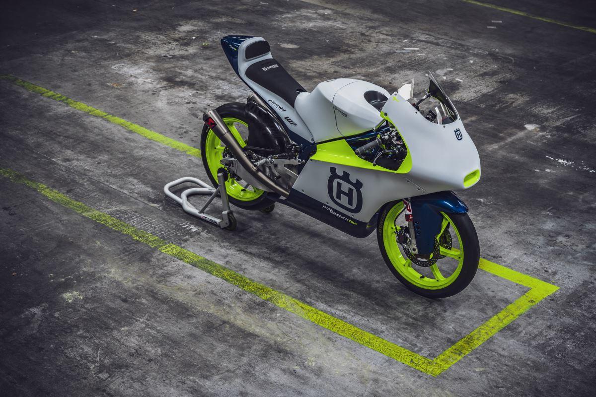 1200x800, 172 Kb / Мотоцикл, зелёный, Husqvarna