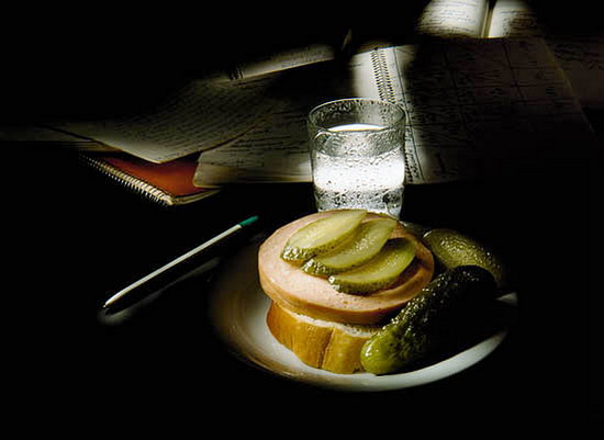 550x401, 37 Kb / пятница, водка, огурец